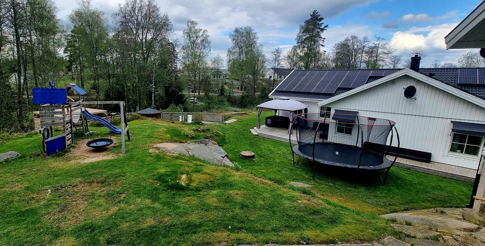 Family Friendly Villa With Sauna In The Nature Бурос Экстерьер фото